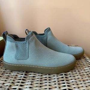 Rothy's Chelsea Boot - Light Sage - Size 8 - IN ORIGINAL BOX